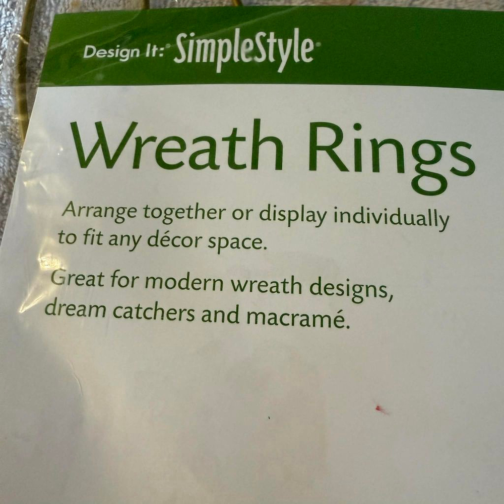 FloraCraft Gold Wreath Rings 3 pc Set - Picture 7 of 12